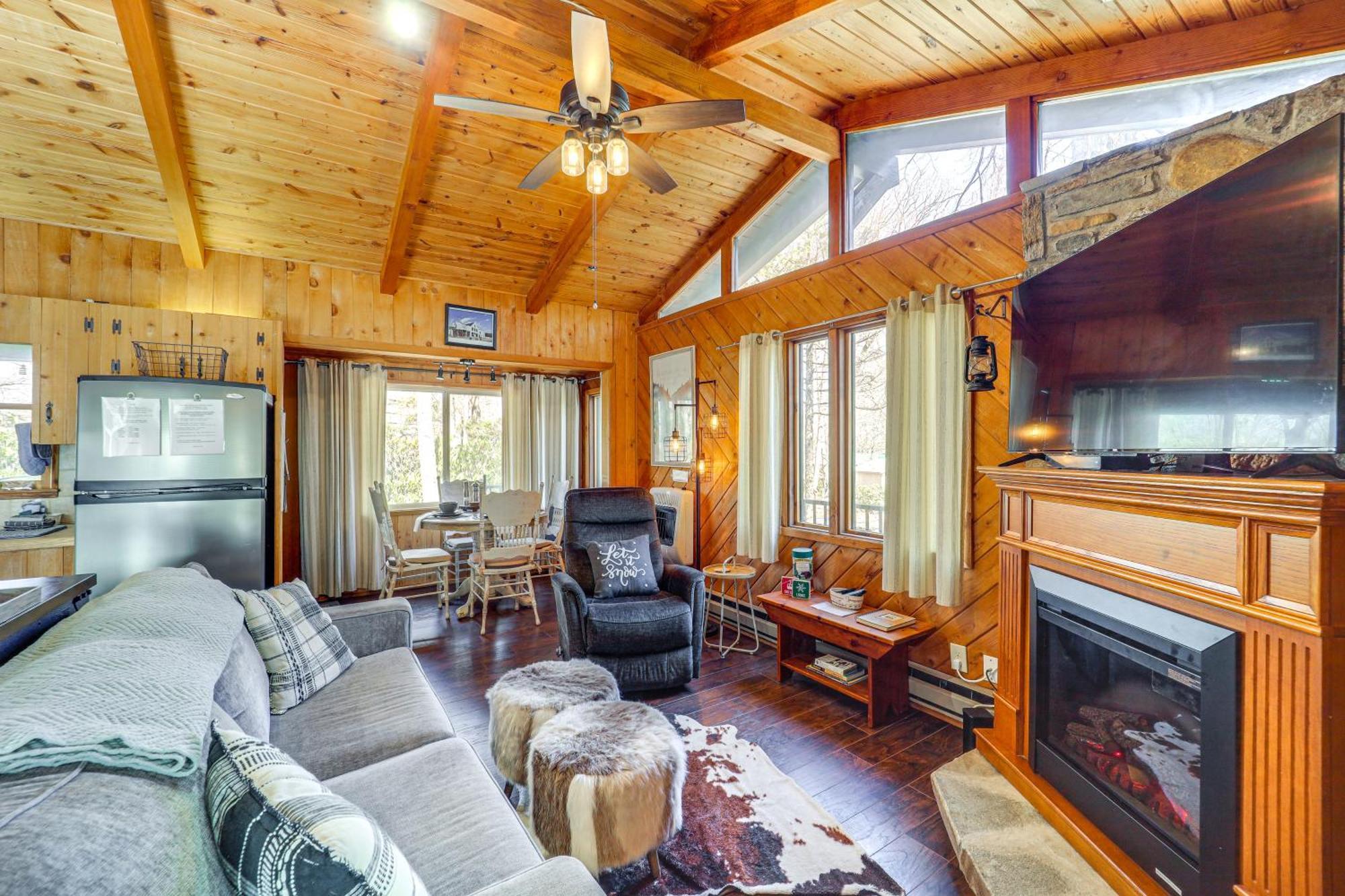 Rustic Newland Cabin With Deck By Lake And Trails! المظهر الخارجي الصورة